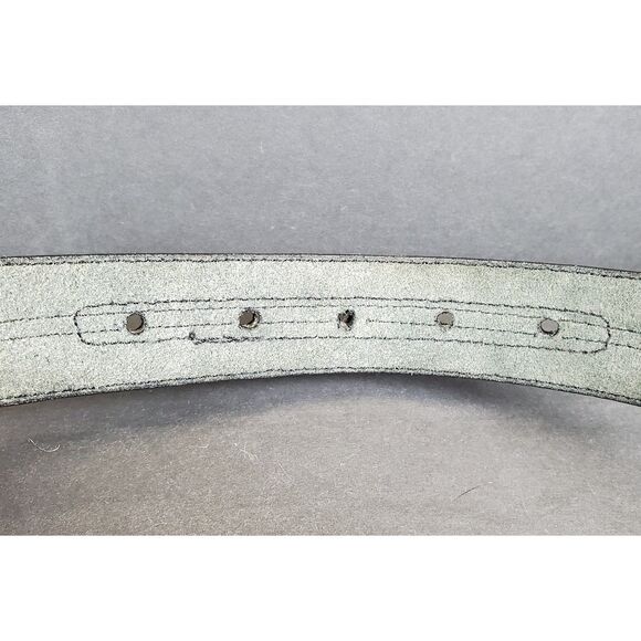 Black Leather Men’s Belt Size 32-34 Genuine Leather Casual with Brass Buckle - Picture 2 of 4